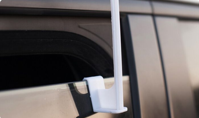 Slovenske zastavice s pvc nosilcem za avto