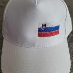 Polo kapa, bela z uvezeno SLO ZASTAVICO